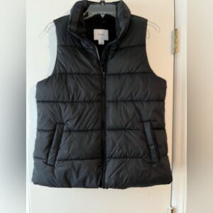 Women’s puffer vest